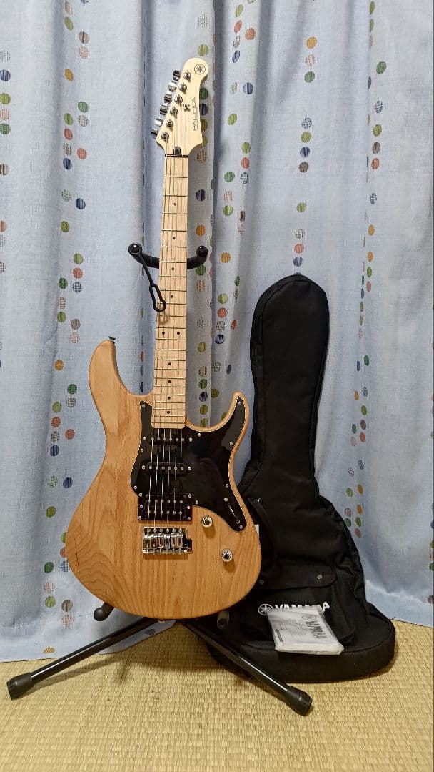 ギター YAMAHA PACIFICA112V YNS