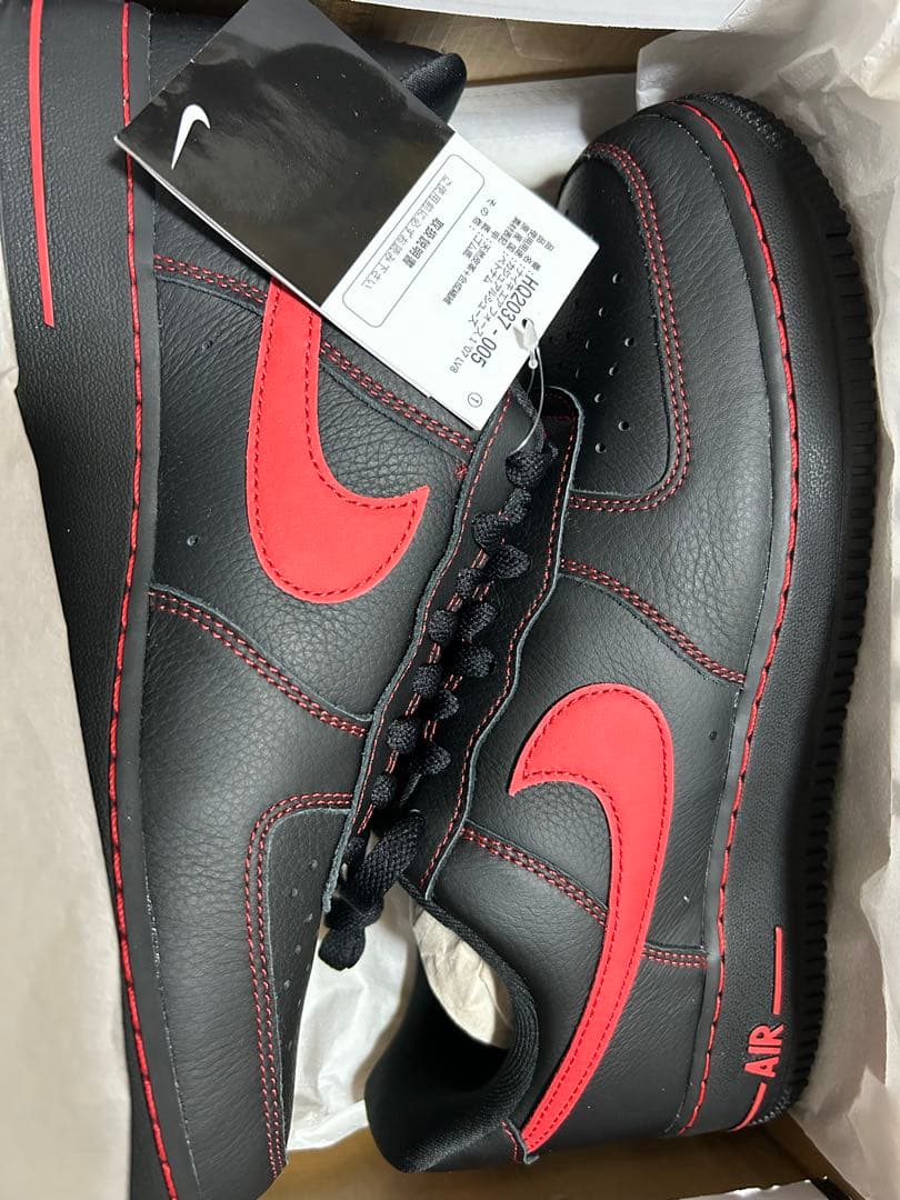 ナイキ エア フォース 1 ‘07 LV8 26.5 NIKE（ナイキ） スニーカー AIR FORCE 1 '07 LV8 エア フォース 1 '07