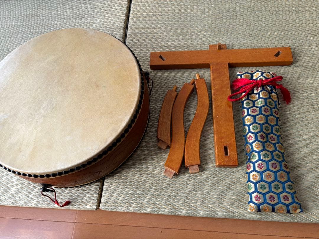 価格15万円程●和太鼓 宮本卯之助 平胴太鼓 1尺3寸 太鼓台、バチ、バチカバー バチ | 宮本卯之助商店
