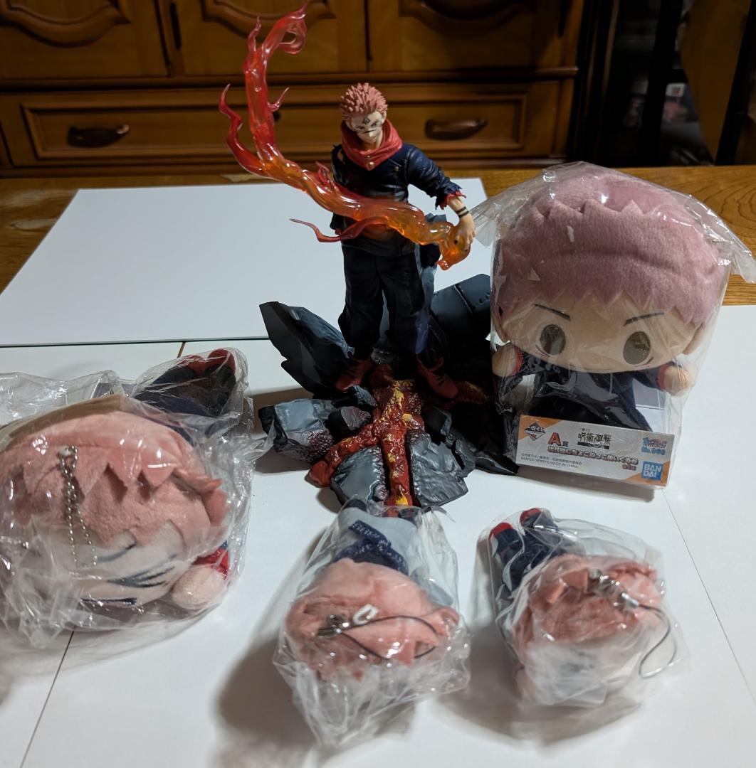 呪術廻戦 ルミナスタ フィギュア ぬいぐるみ 虎杖悠仁 両面宿儺 サンリオバッジ