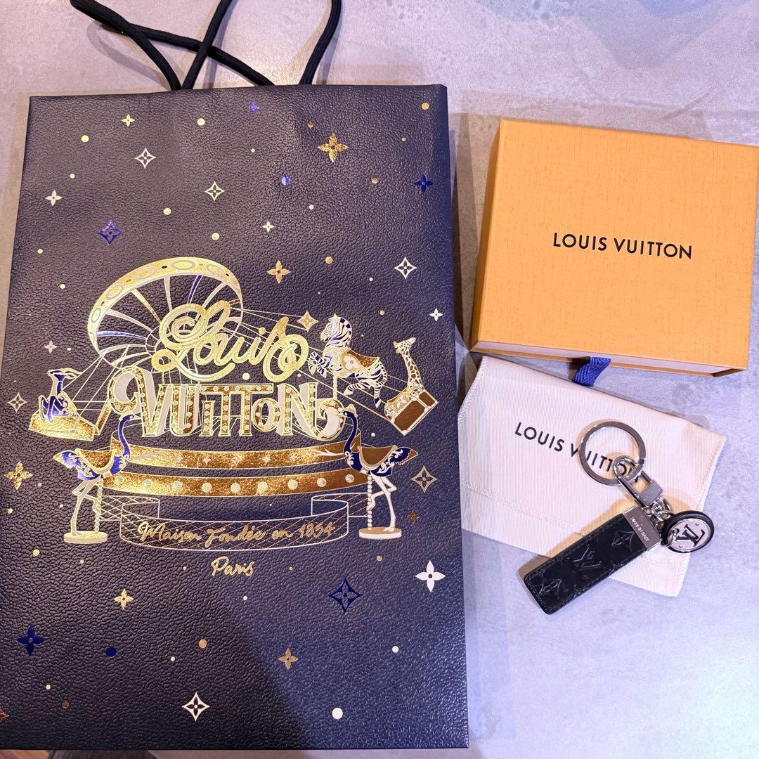 ルイヴィトン キーホルダー レザー