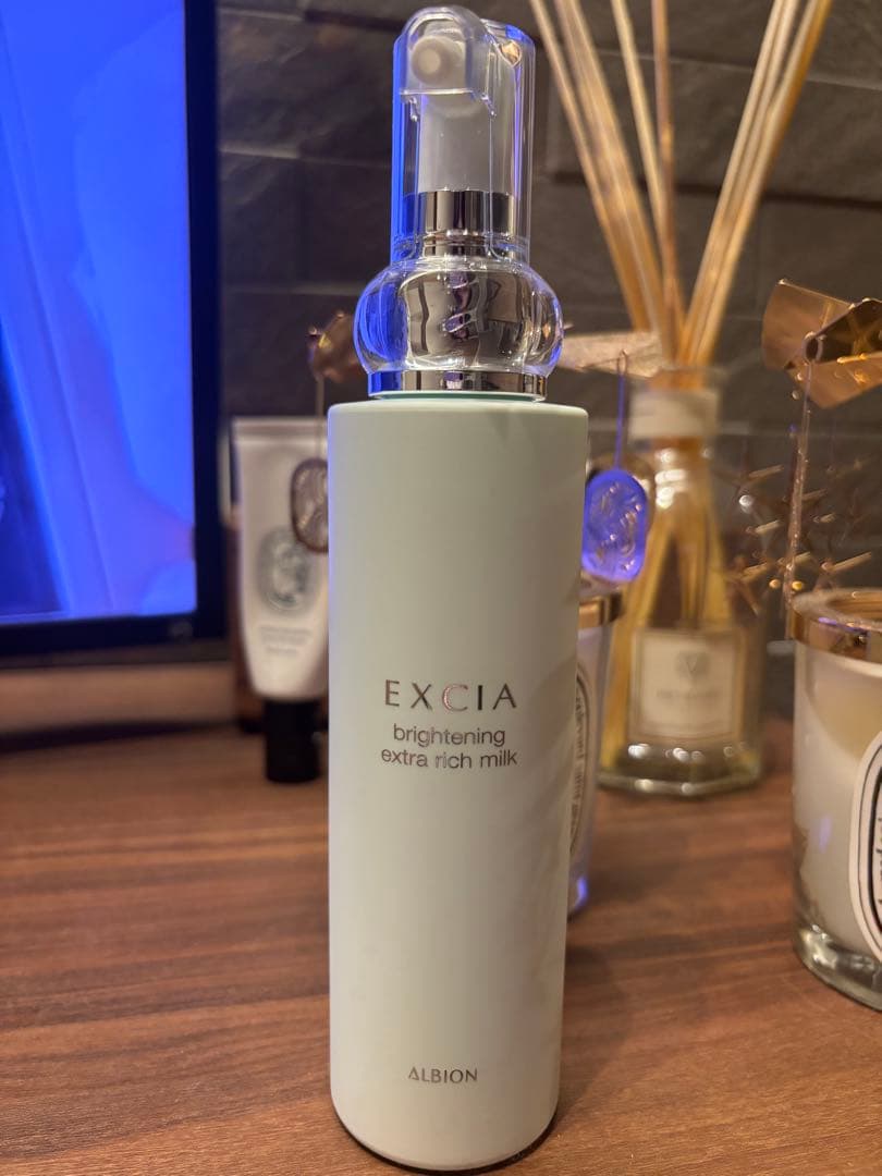 アルビオンエクシアブライトニングエクストラリッチミルク　新品