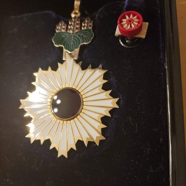 激レア 極美品!】勲二等旭日重光章 明治勲章 本物保証 共箱入 完品 328