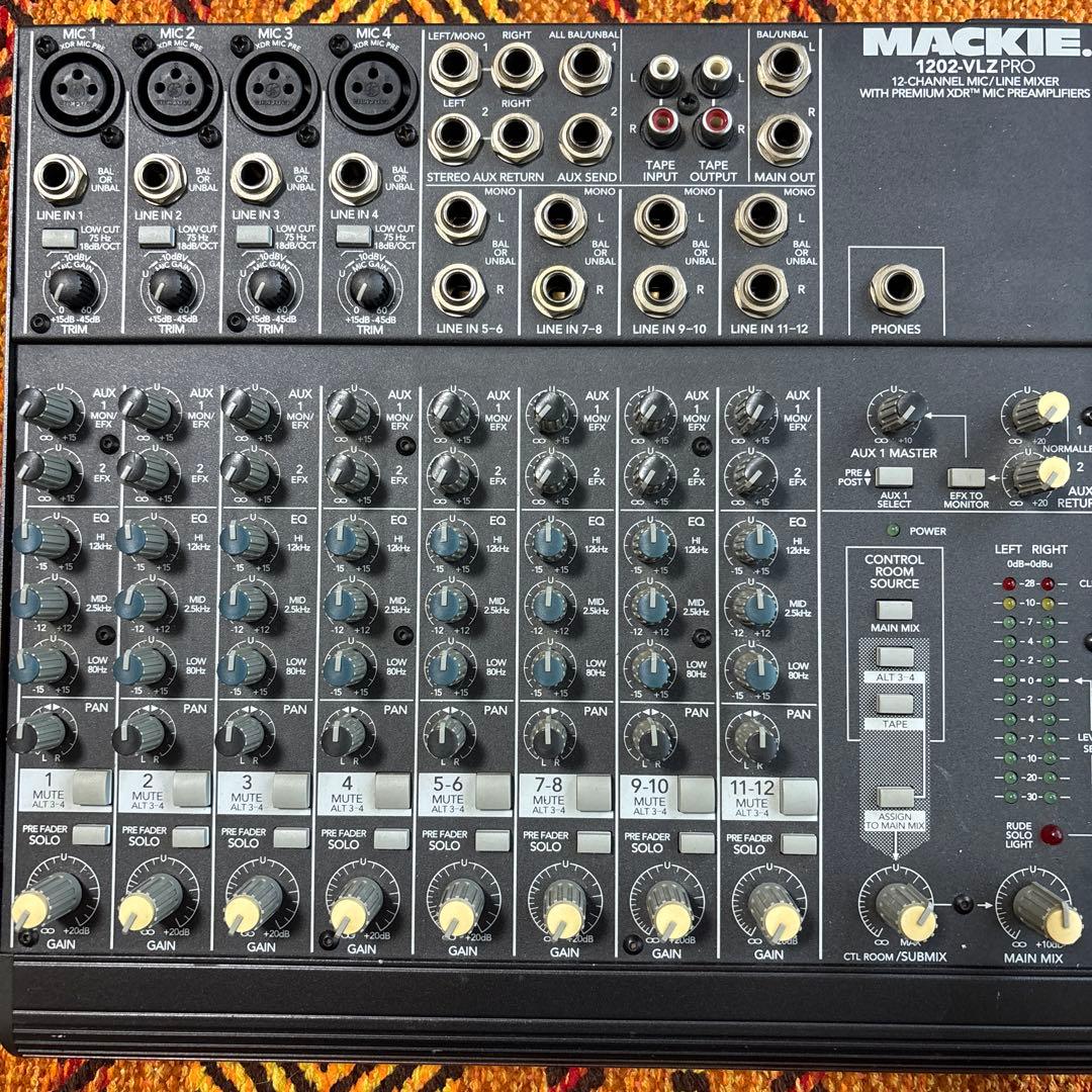 MACKIE 1202VLZ PRO アナログミキサー