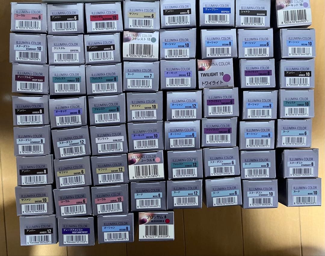 イルミナ　カラー剤　60本 32153.jpg