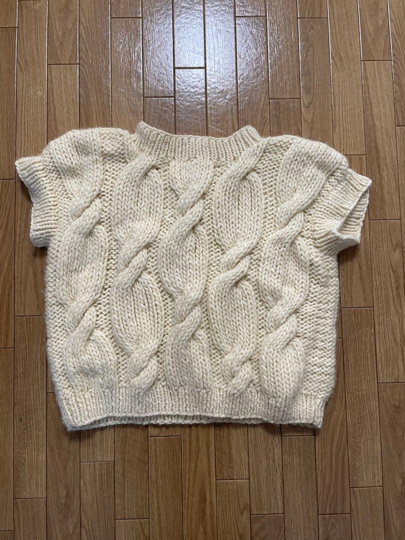 【美品】MIRSTORES（ミアストアズ）の半袖ニット