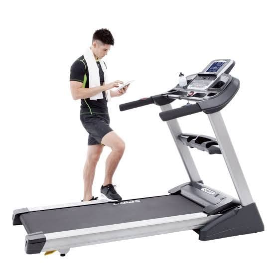 未使用★購入条件必読★ルームランナーランニングマシン★SPIRIT XT485