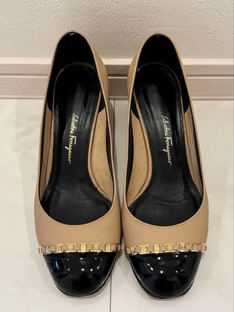 フェラガモ ベージュ/ブラック　ハイヒール フェラガモ パンプス ハイヒール ブランド シューズ 靴 イタリア製