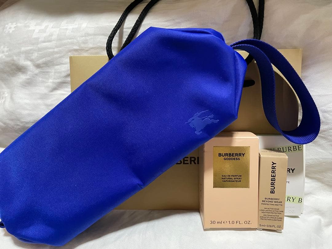 ［BURBERRY］GODDESS オードパルファム 50ml／ノベルティ