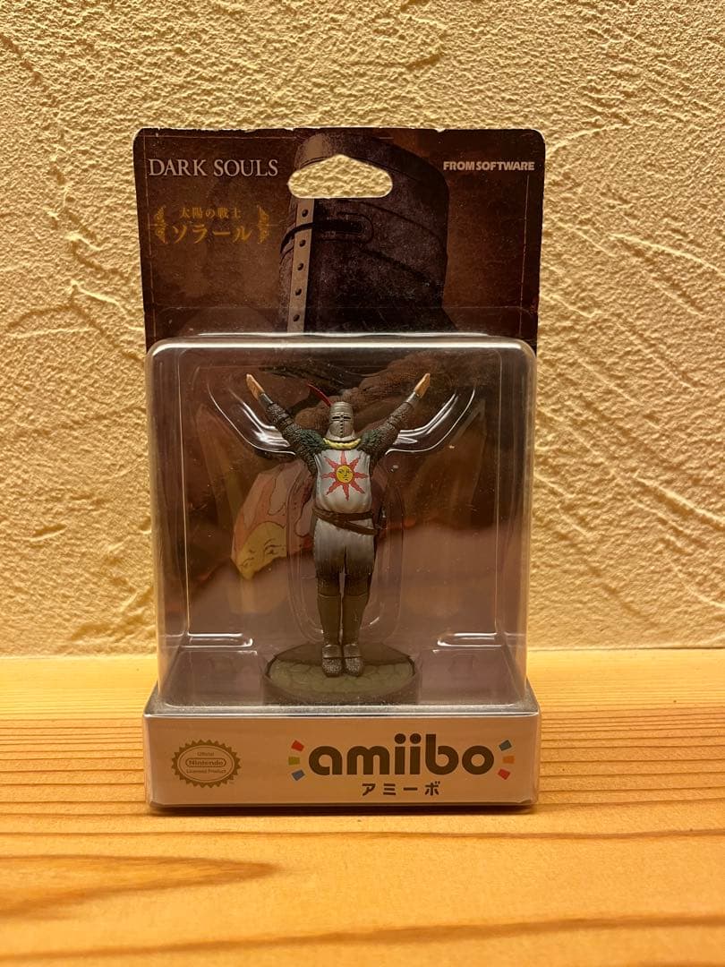 エ*カ様 【未開封】amiibo DARK SOULS ソラール　アミーボ Amazon.co.jp: amiibo 太陽の戦士 ソラール (DARK SOULS) : ゲーム