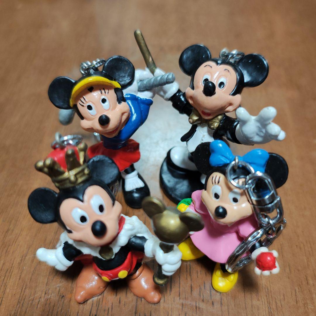 ディズニー フィギュア キーホルダー 4体セット - メルカリ