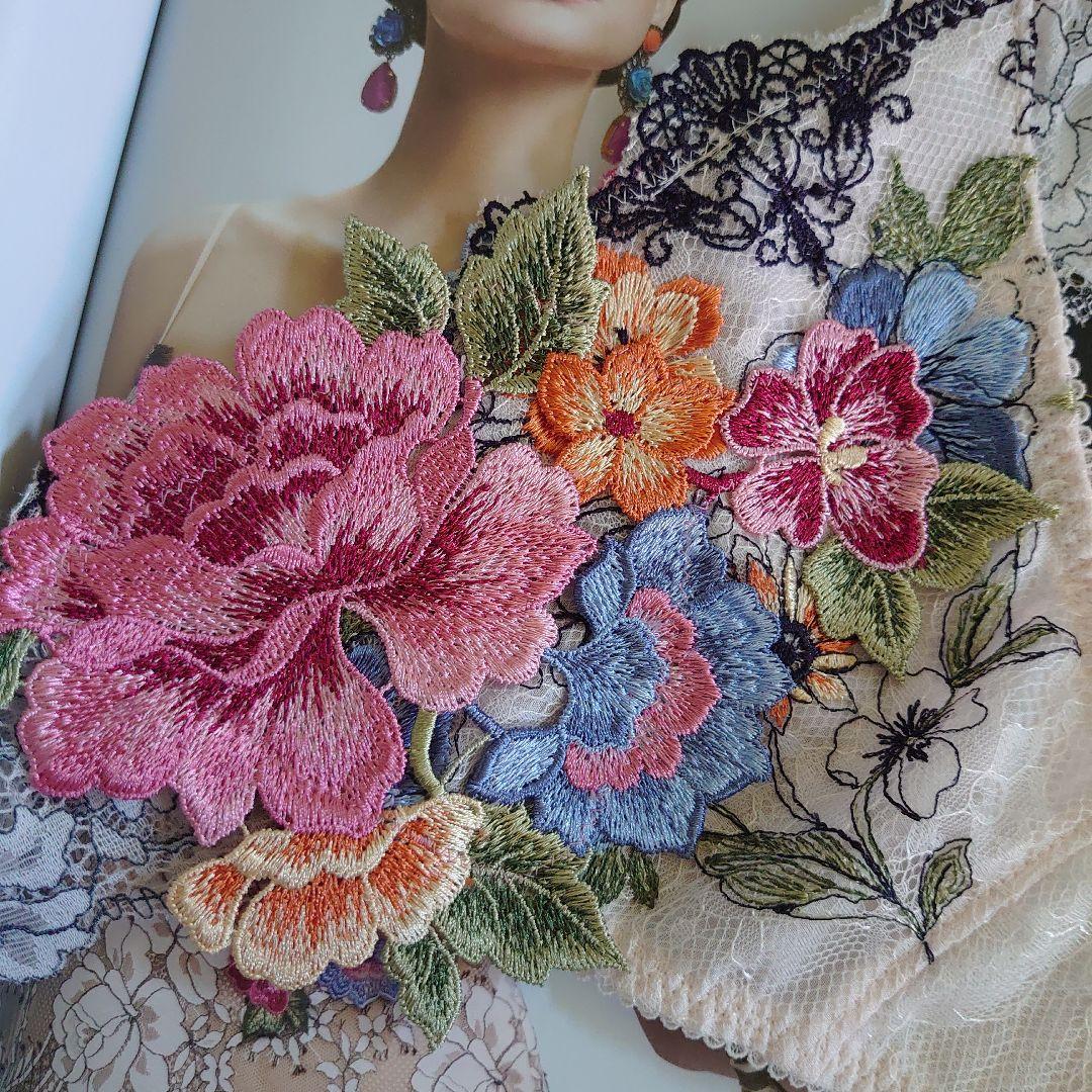 新品サルート59Gフォークロア店舗限定ソングManan倉科カナ - メルカリ