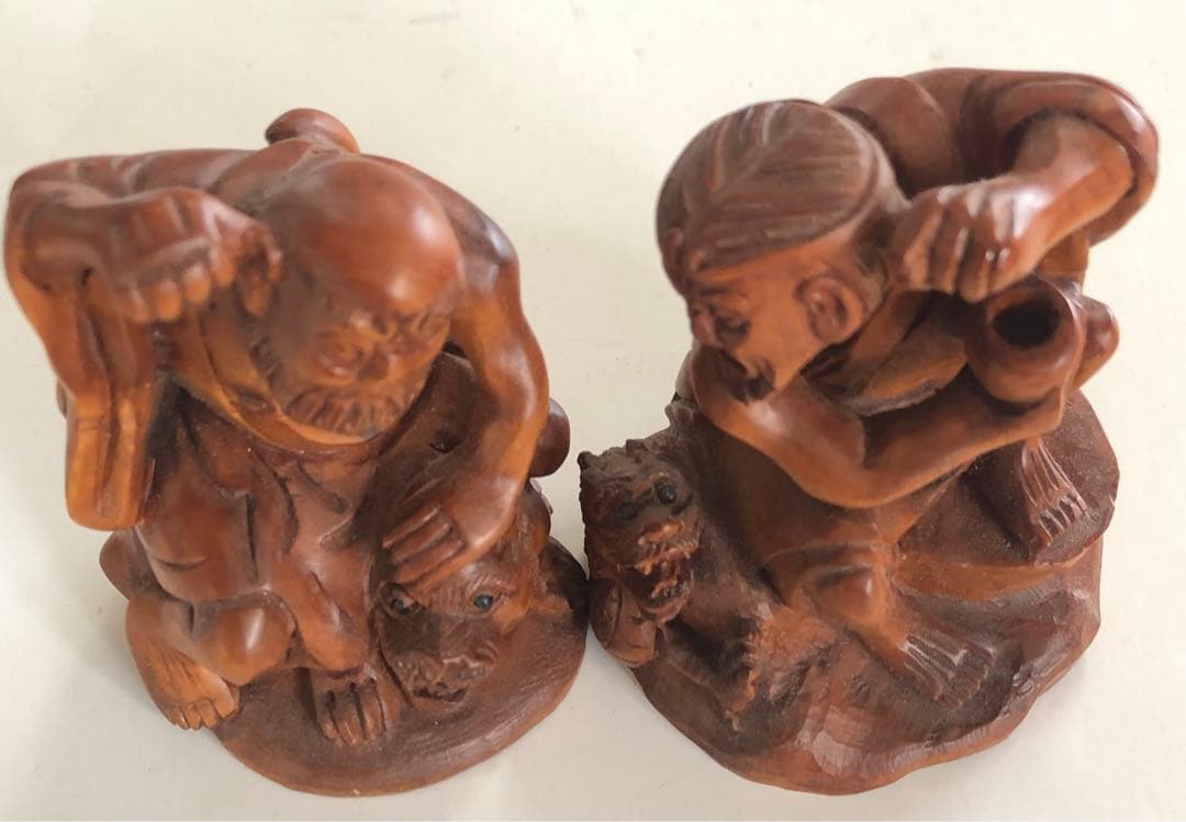 透かし彫り龍虎羅漢さんの図手作りオブジェインテリアアンティーク一対現品無料発送