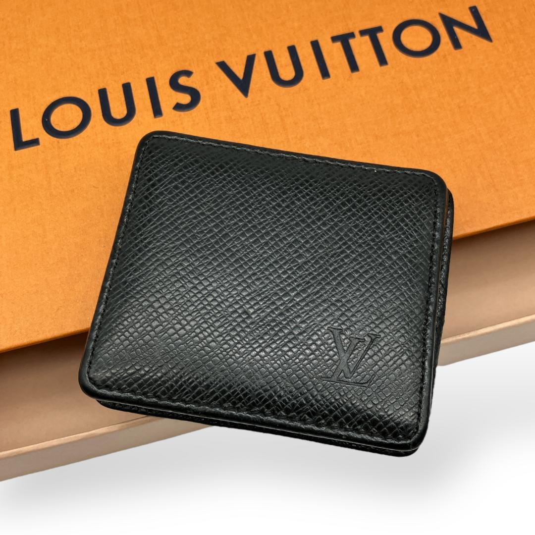 ルイヴィトン タイガ ケース ポルト モネ ボワット 小銭入れ ブラック