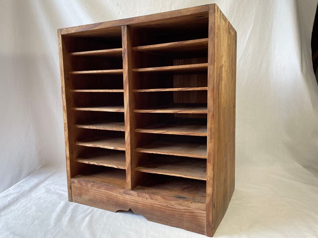 昭和レトロ　アンティーク家具　木製棚　書類棚