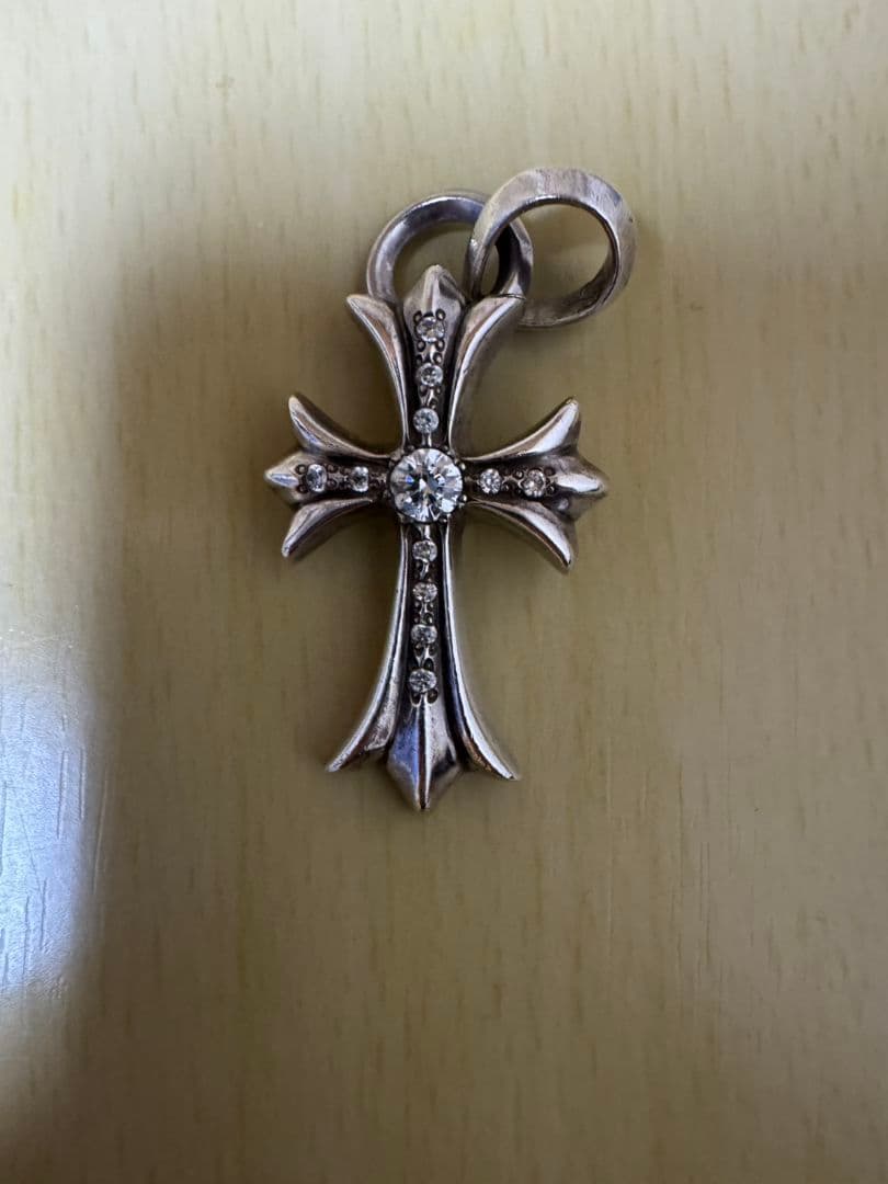 クロムハーツスモールchクロスwithベイル