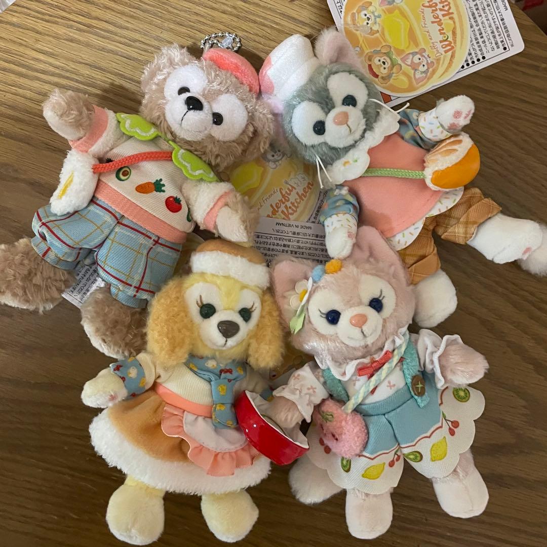 新商品　東京ディズニーシー　ワンダフルキッチン　ぬいぐるみバッジ 4点セット ワンダフルキッチン ぬいぐるみバッジ4点セット 東京ディズニーシー