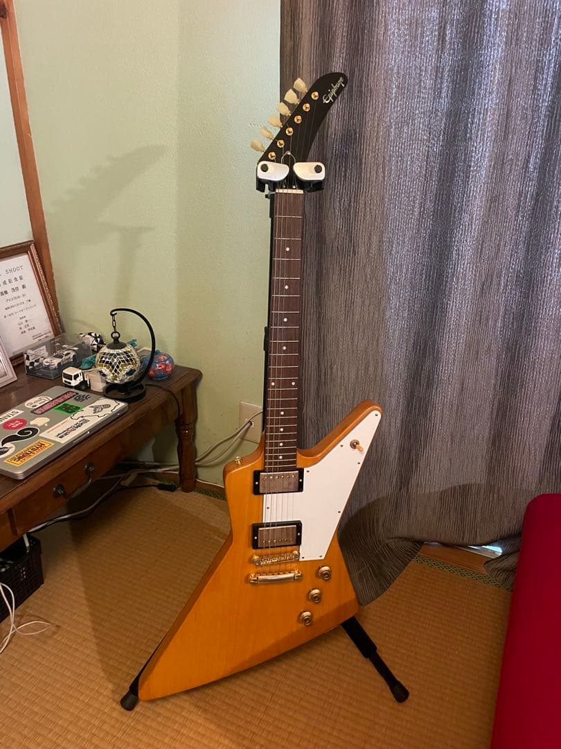 ギター epiphone Korina Explorer