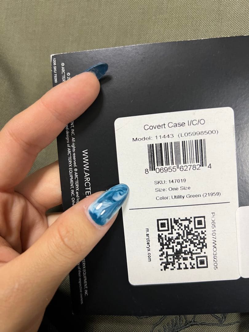 希少モデル新品タグ付き ARC'TERYX バッグ カーキ コンバートケース