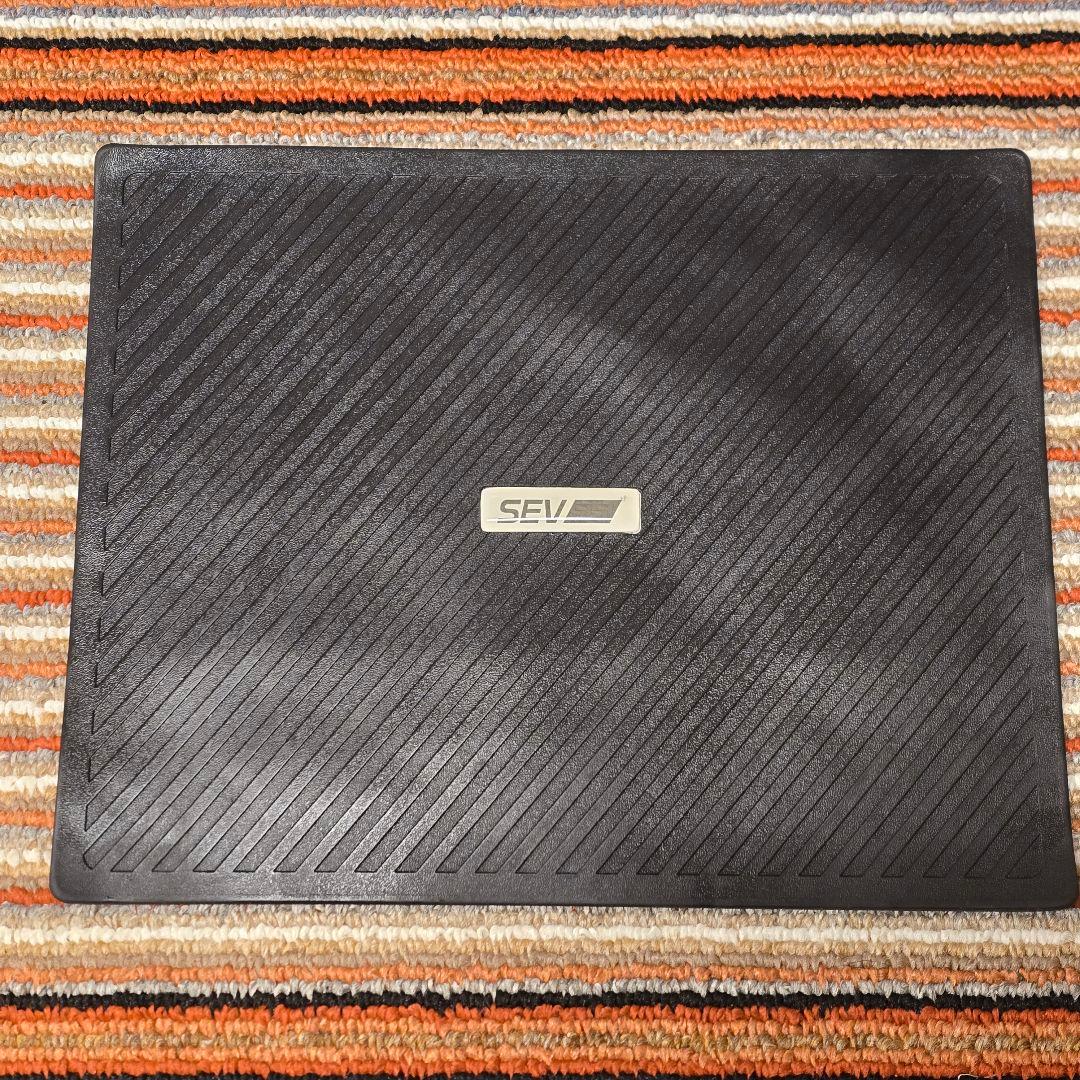 SEV フラットパネル 1枚 No1 汚れのように見えますが、光の加減です。 SEV（セブ） 【自動車用】SEVフラットパネル+ 【GENKI MOBILITY
