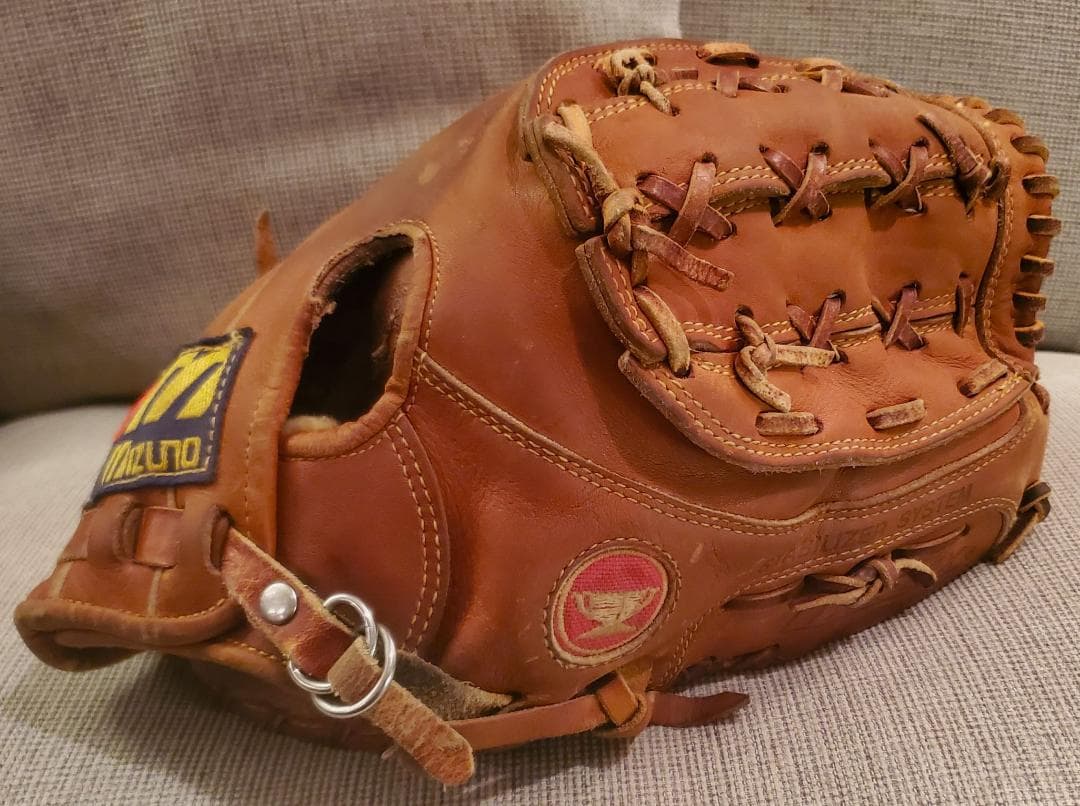 ミズノ ヴィンテージ 赤カップ ワールドウィン TSU-4 World Win