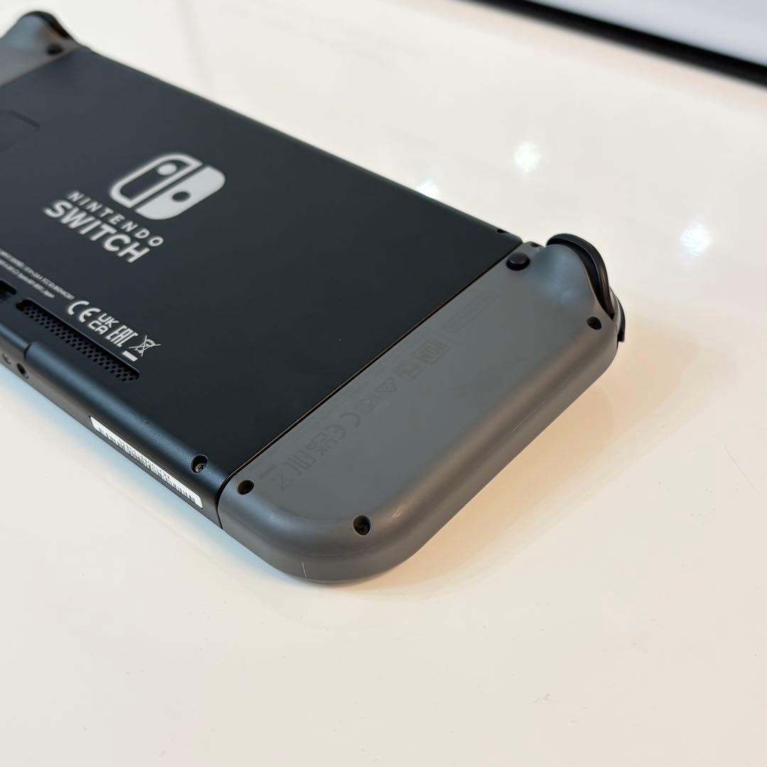 任天堂 24年4月購入 Nintendo Switch 本体 グレー ジョイコン付き