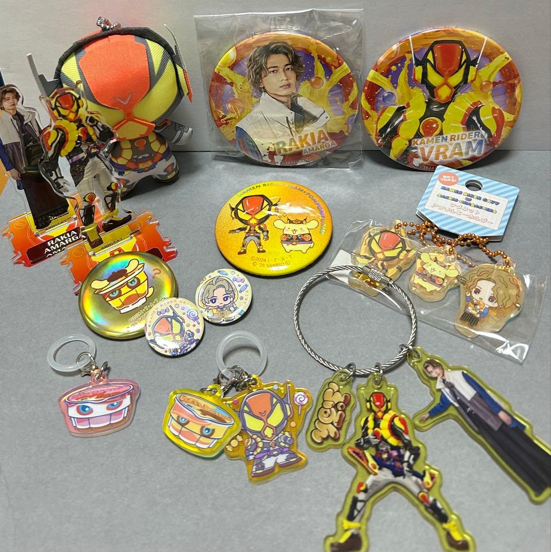 仮面ライダーヴラム 缶バッジ マスコット アクリルスタンド ラキア まとめ売り