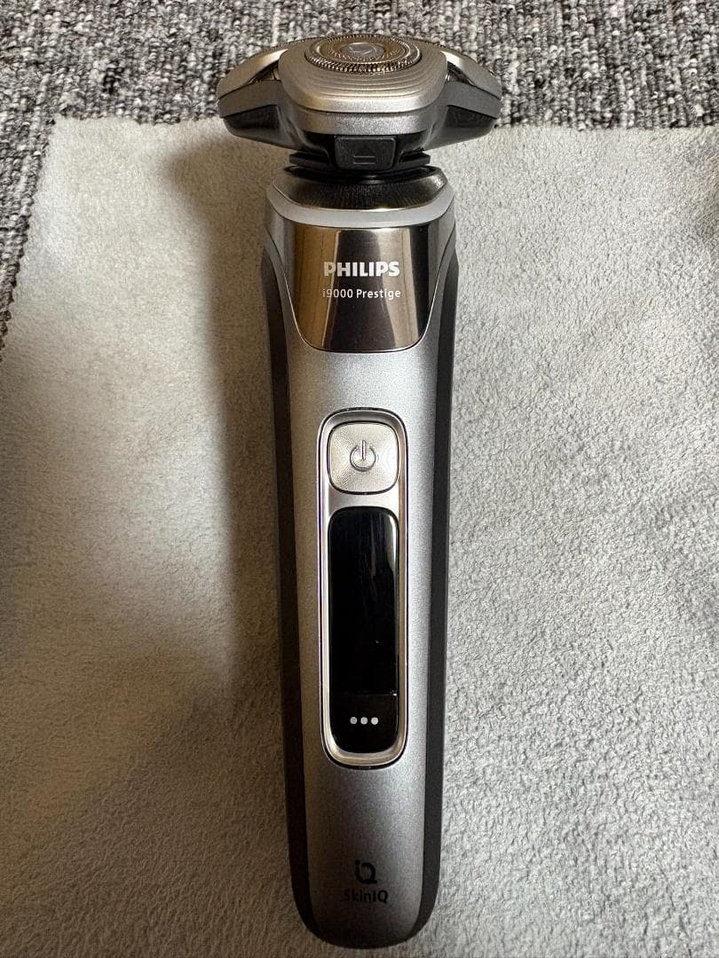 PHILIPS i9000 Prestige XP9202/05 電気シェーバー