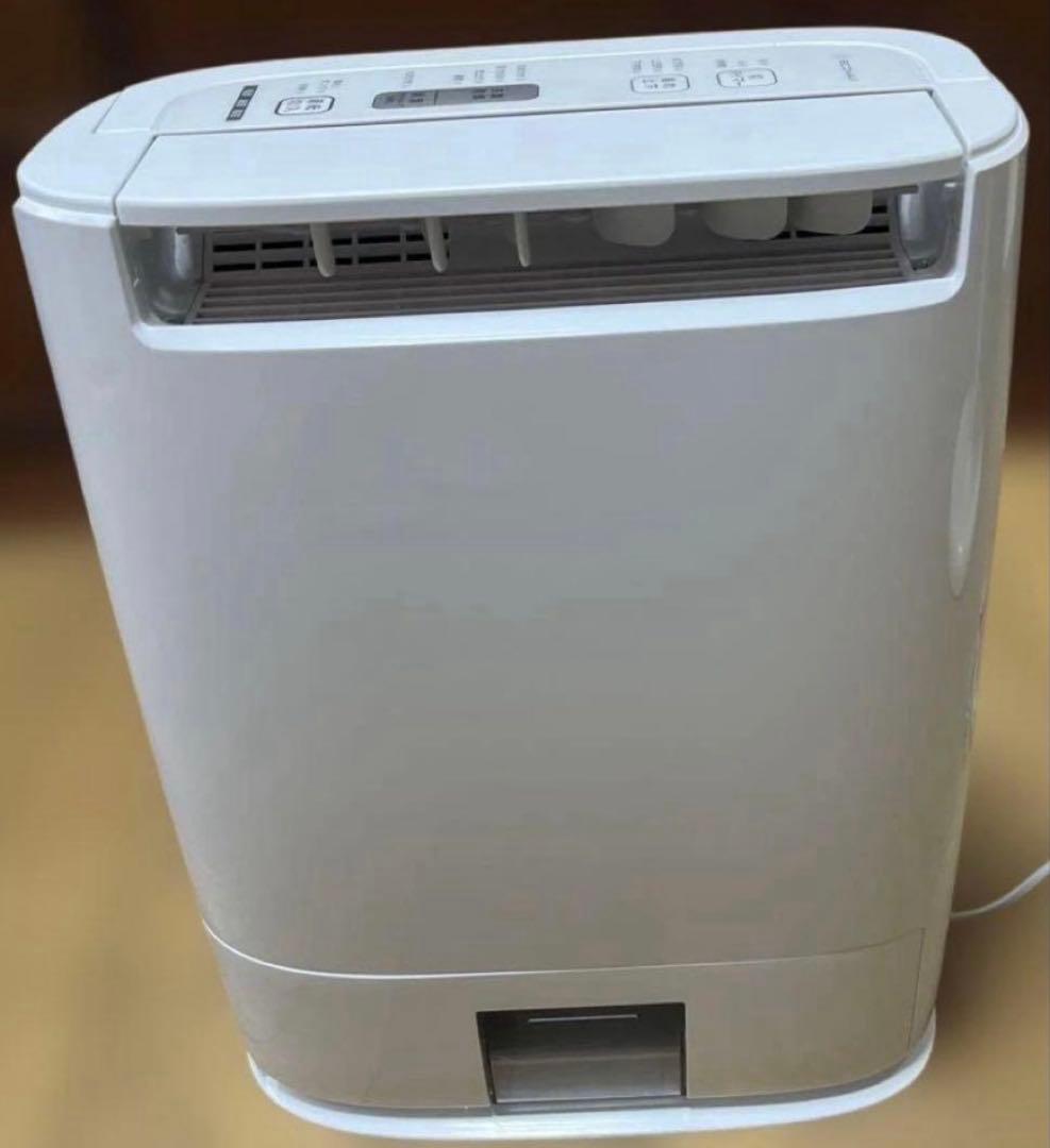 パナソニック衣類乾燥除湿機　F-YZS60-A Amazon | パナソニック 衣類乾燥除湿機 デシカント方式 ~14畳 ブルー F