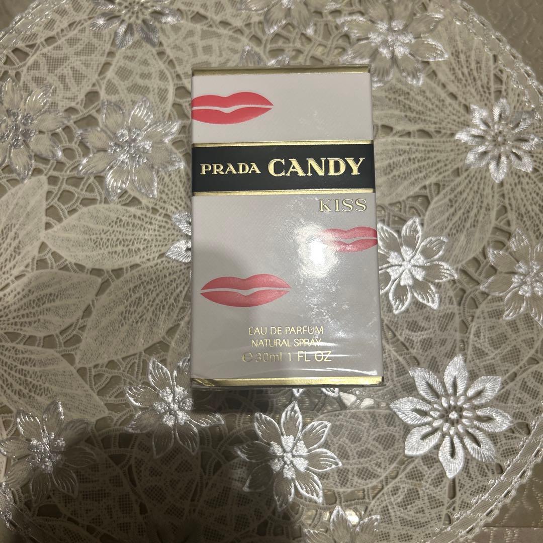 新品　プラダ キャンディ キス オードパルファム 30mL