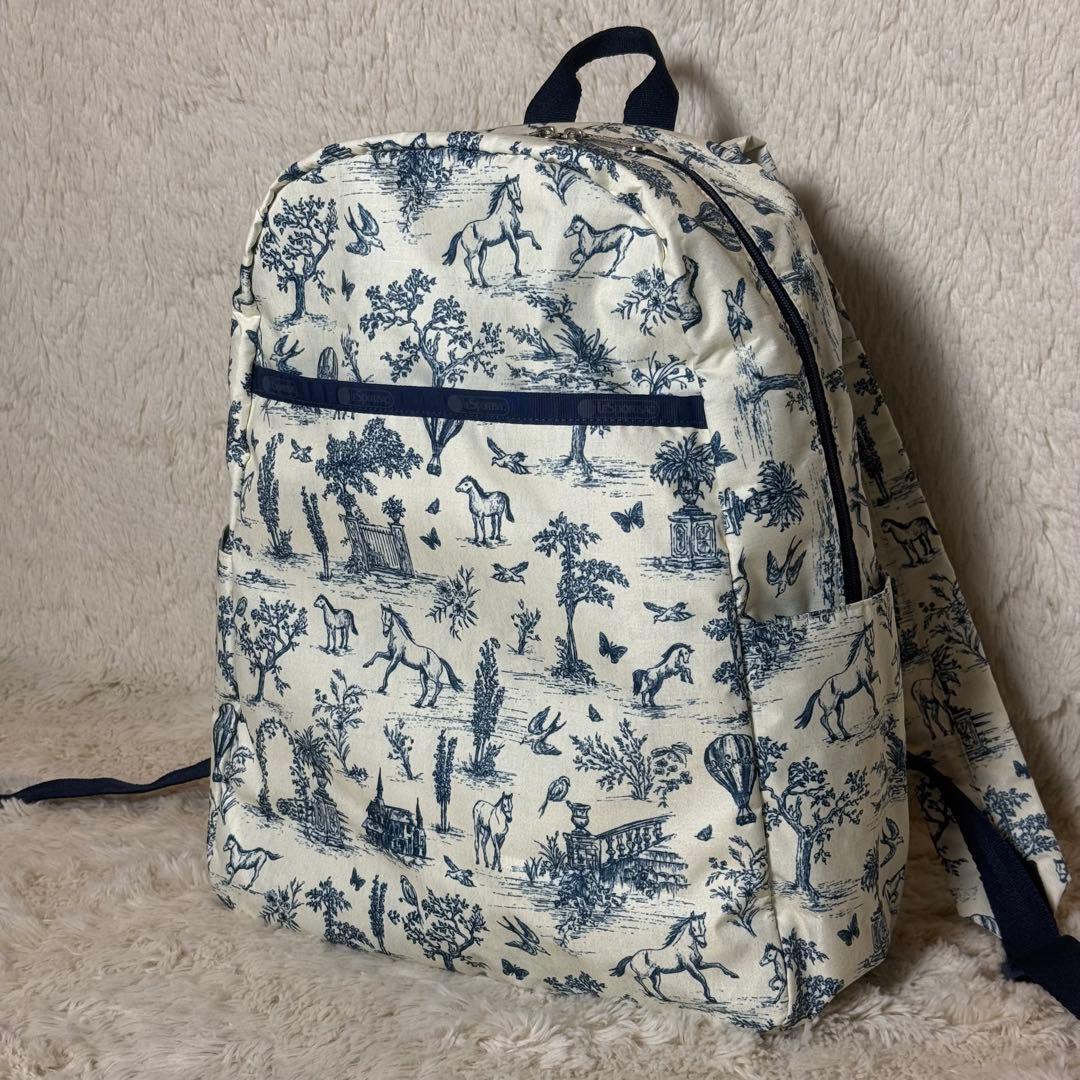 ほぼ未使用 レスポートサック トワルドジュイガーデン リュックサック 希少 LeSportsac（レスポートサック） リュック SMALL VOYAGER 1429