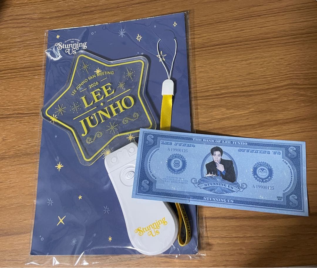 【未開封】イジュノ　ペンラ　STUNNING US ★ペンペン紙幣付き