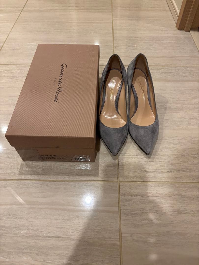 Gianvito Rossi グレー ハイヒールパンプス