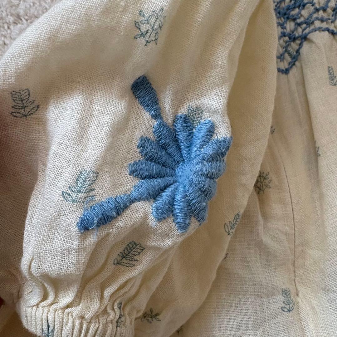 Apolina 刺繍ワンピース - メルカリ