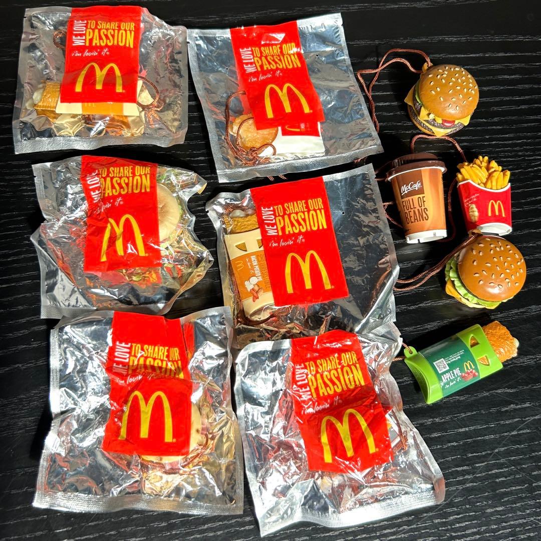 マクドナルド フードストラップ11個セット【非売品】 - メルカリ
