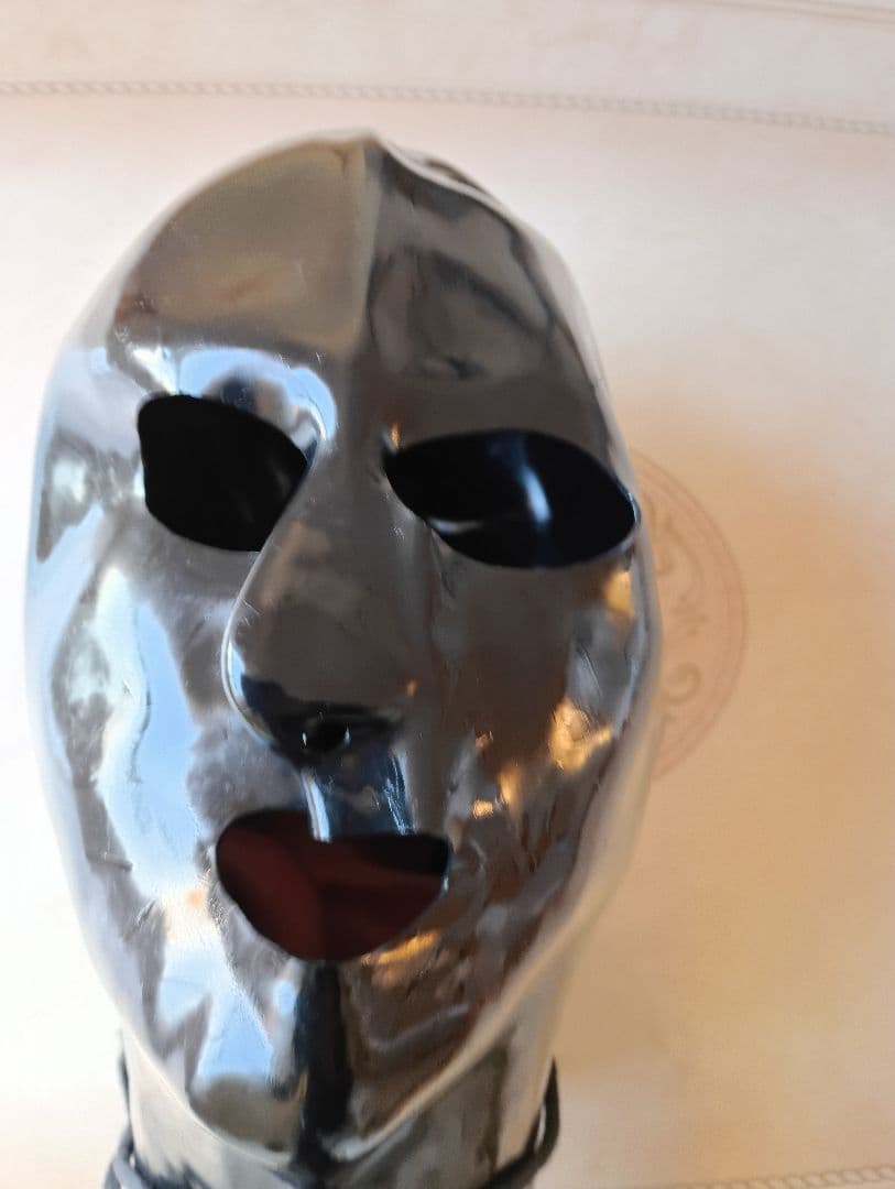 Rubber's Finest 本格ラバーマスク 1.2mm 厚　女