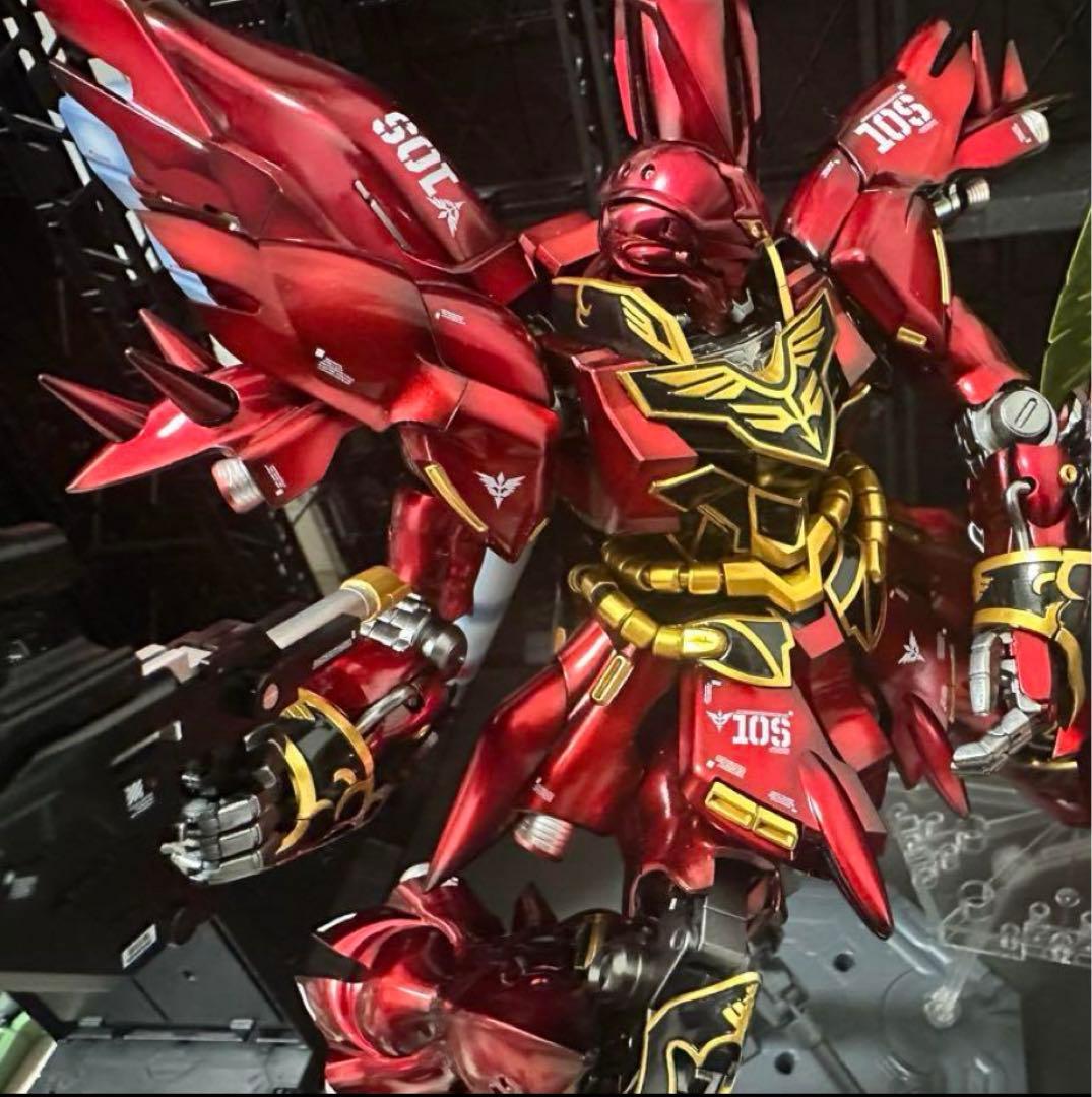 MG シナンジュver.ka塗装済み完成品台座付き