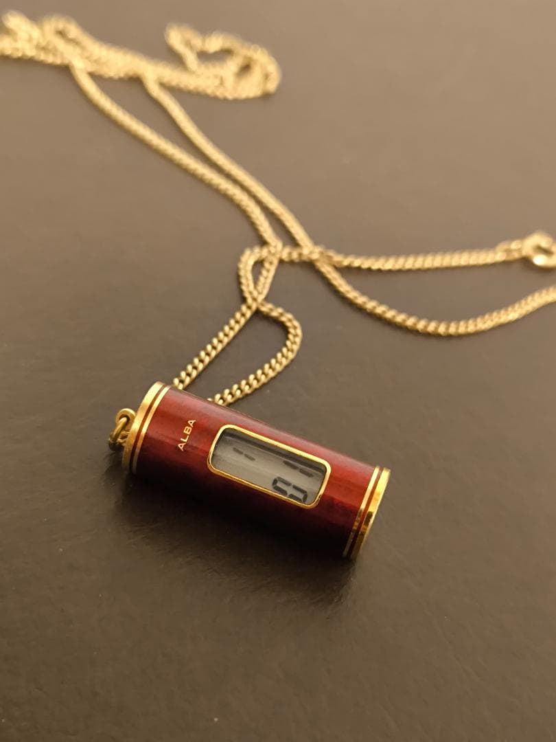 ヴィンテージ SEIKO ALBA デジタル　ペンダントウォッチ