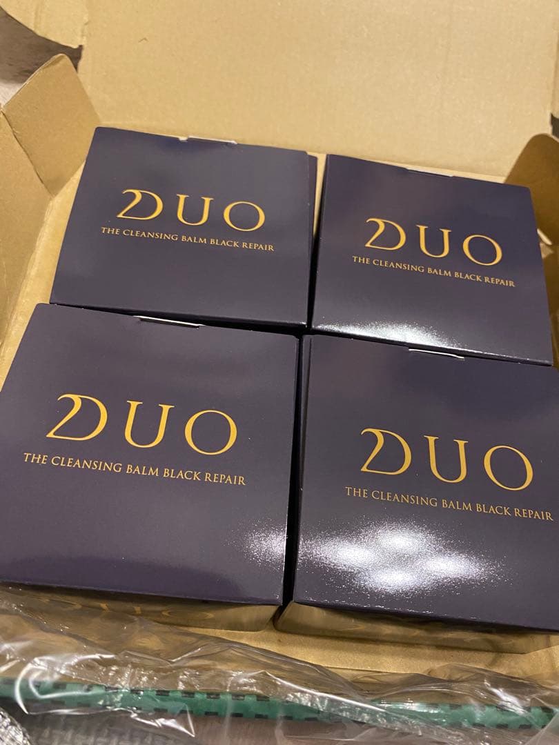 デュオ　クレンジングバーム　ブラックリペアEX　90g リニューアル Amazon | 【リニューアル前商品】 ザ クレンジングバーム ブラック
