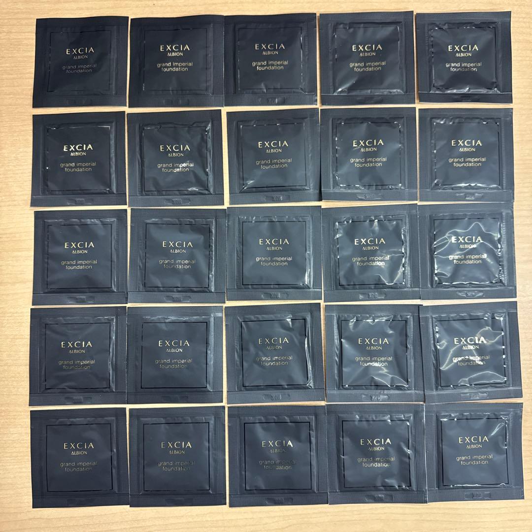 EXCIA grand imperial foundation サンプルセット - メルカリ