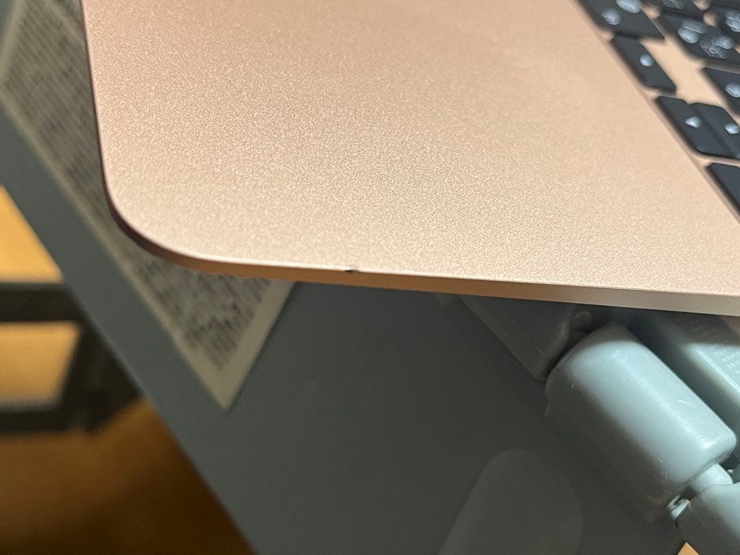 PRTSCさん専用MacBookAir M1 256GB ゴールド2023年購入 - メルカリ