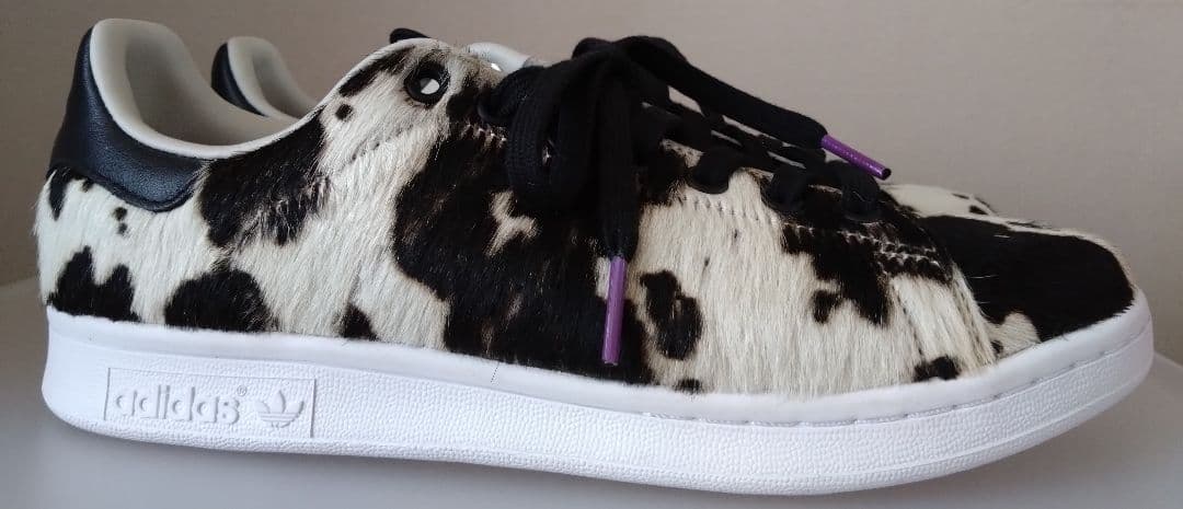 adidas スタンスミス ハラコ 牛柄【25cm】 - メルカリ
