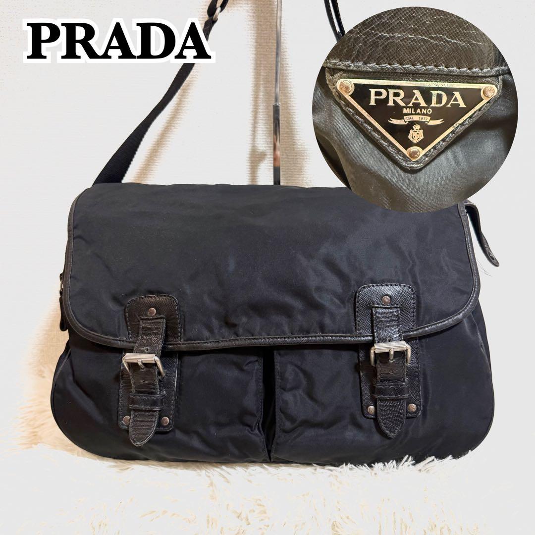 【訳あり】PRADA　プラダ　メッセンジャー　ブラック　ナイロン　三角プレート