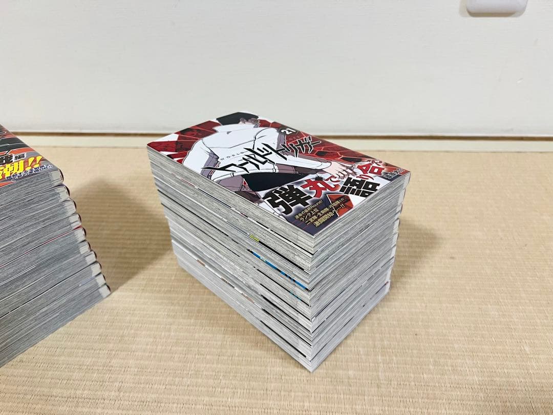 ワールドトリガー 1-29巻 既刊全巻セット ほぼ初版・全巻帯付き - メルカリ