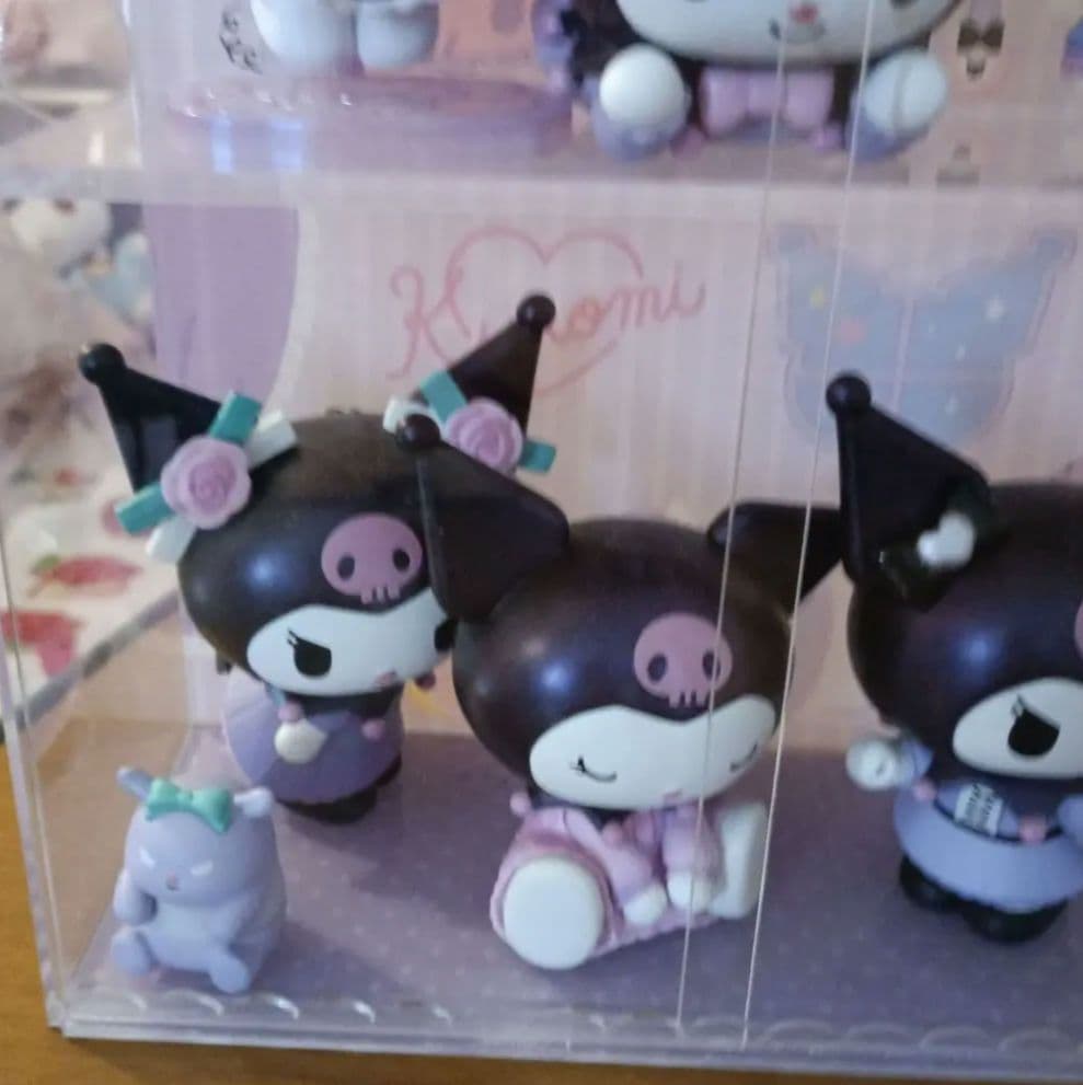 サンリオ 赤字覚悟サンリオ海外フィギアクロミ6個バグ2対クロミ飾り棚