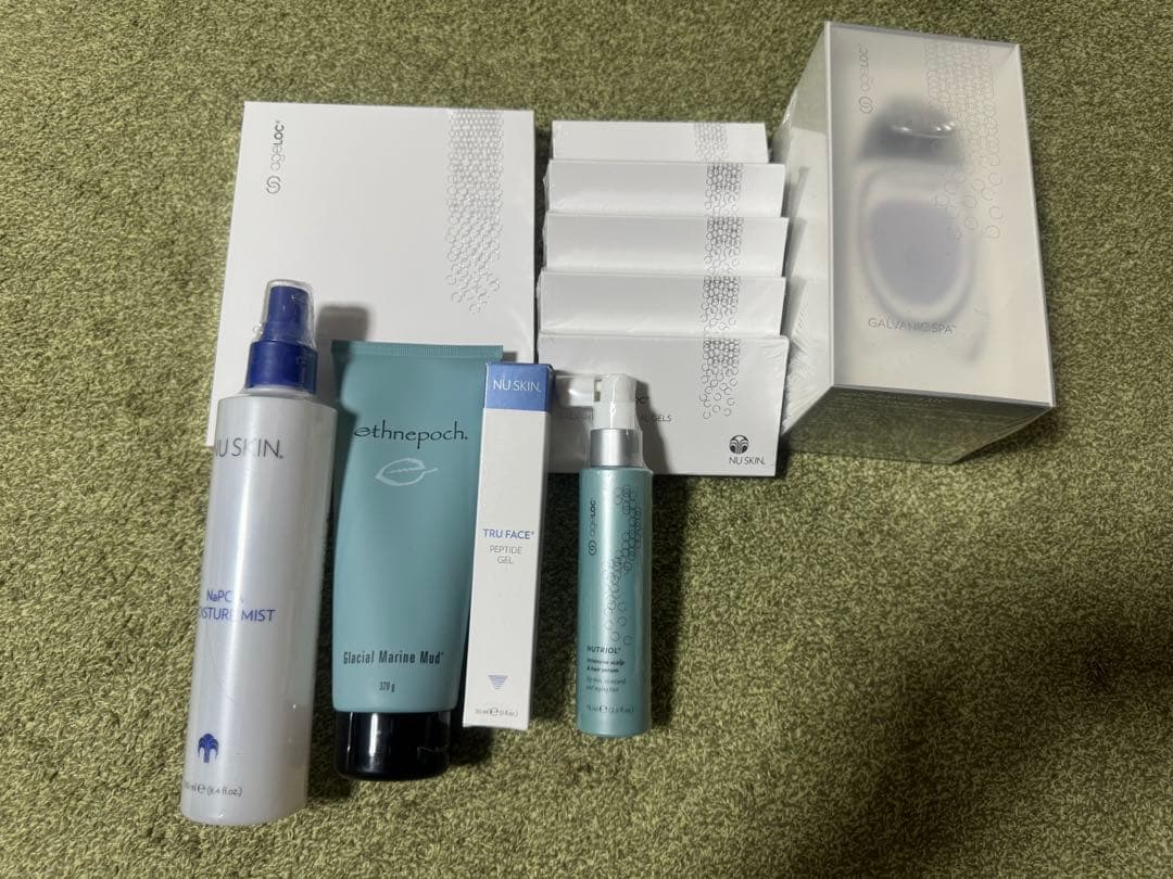 Nu Skin Galvanic Spa他 全部の定価7万7737円 Nu Skin Nuskin ageLOC Galvanic Facial Spa Kit w 2 Boxes Gels and