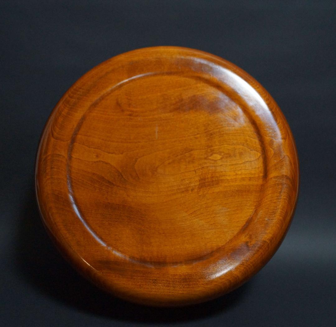 煎茶道具 烏城彫 栃材 細工彫り『牡丹文』刳り貫き大型茶櫃 茶びつ 茶