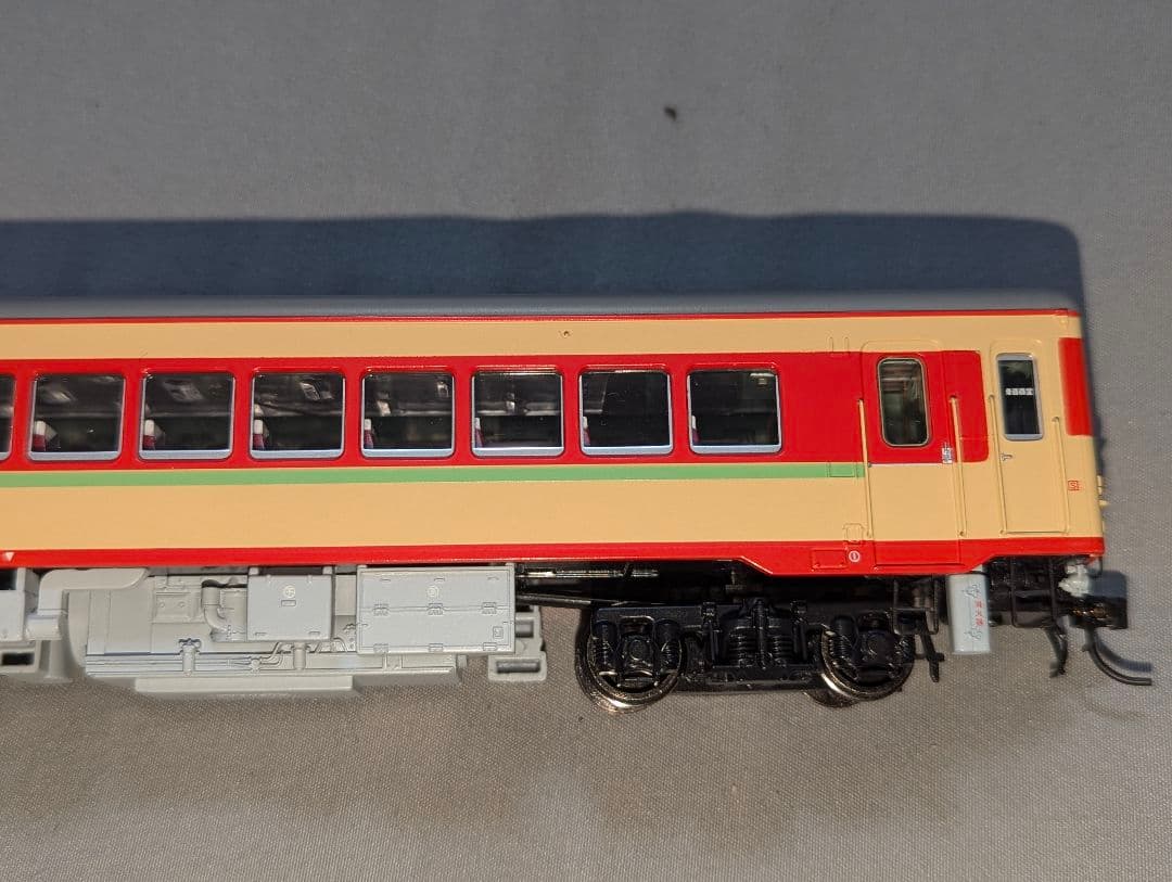 天賞堂 HOゲージ 56029 [キハ55系気動車 キロ25 急行色] - メルカリ