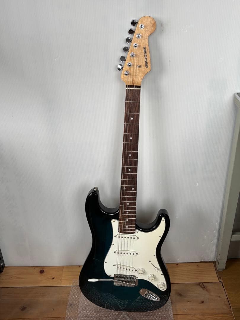 SELDER エレキギター　音出し動作確認済み　状態綺麗 エレキギター 左利き用 SELDER ST-23LH リミテッドセット〔セルダー