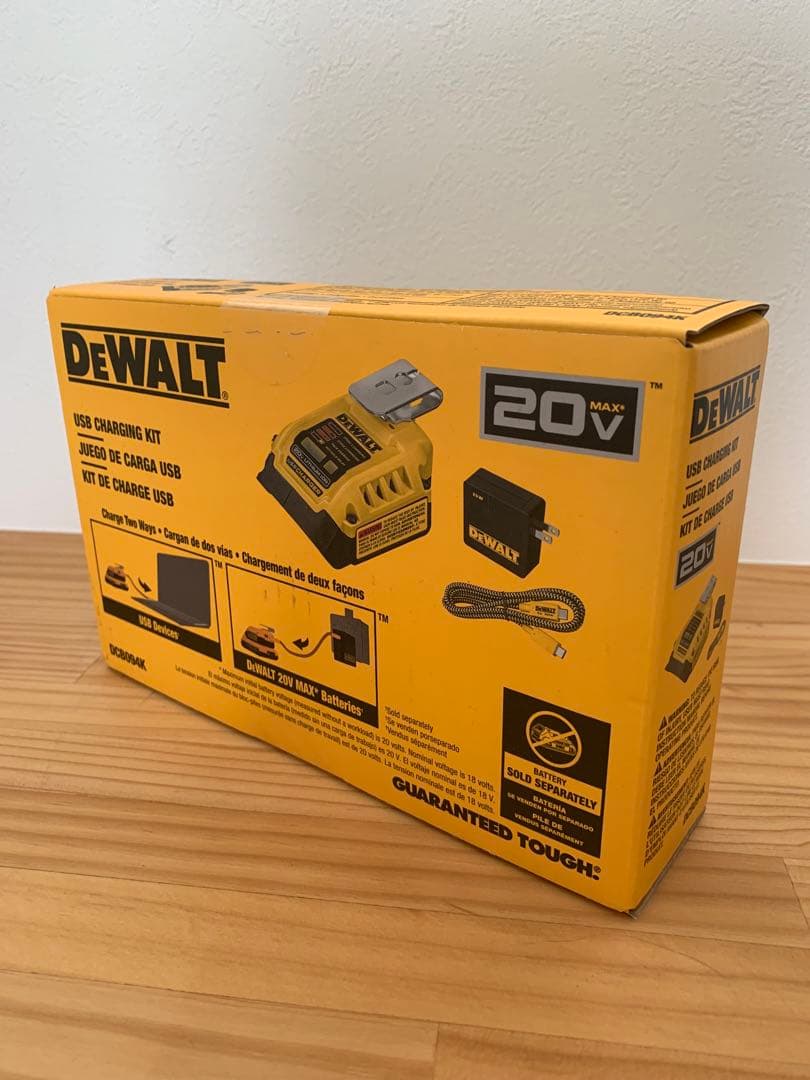 残り一個【メーカー純正品】Dewalt 100W高速充電 USBモバイルバッテリ 最高のモバイルバッテリーは？ Dewalt 100w USB - C充電器 ROG Allyと